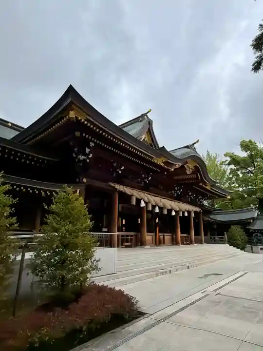 寒川神社の{uncategorized: "未分類", other: "その他", undefined: "問題あり", building: "その他建物", grave: "お墓", sacred_gate: "鳥居", guardian: "狛犬", statue: "像", buddha: "仏像", history: "歴史", nature: "自然", garden: "庭園", animal: "動物", pagoda: "塔", temizu: "手水舎", mountain_gate: "山門・神門", sanctuary: "本殿・本堂", subordinate: "末社・摂社", art: "芸術", scenery: "景色", jizo: "地蔵", ema: "絵馬", goshuin: "御朱印", omikuji: "おみくじ", items: "授与品その他", amulet: "お守り", goshuincho: "御朱印帳", eats: "食事", festival: "お祭り", votive_dance: "神楽", shichigosan: "七五三参", wedding: "結婚式", experience: "体験その他", initially: "初詣", around: "周辺", anti_infection: "感染症対策"}