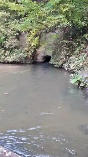 戸ノ口堰水神社の周辺