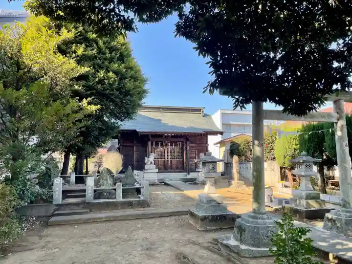 御嶽神社の{uncategorized: "未分類", other: "その他", undefined: "問題あり", building: "その他建物", grave: "お墓", sacred_gate: "鳥居", guardian: "狛犬", statue: "像", buddha: "仏像", history: "歴史", nature: "自然", garden: "庭園", animal: "動物", pagoda: "塔", temizu: "手水舎", mountain_gate: "山門・神門", sanctuary: "本殿・本堂", subordinate: "末社・摂社", art: "芸術", scenery: "景色", jizo: "地蔵", ema: "絵馬", goshuin: "御朱印", omikuji: "おみくじ", items: "授与品その他", amulet: "お守り", goshuincho: "御朱印帳", eats: "食事", festival: "お祭り", votive_dance: "神楽", shichigosan: "七五三参", wedding: "結婚式", experience: "体験その他", initially: "初詣", around: "周辺", anti_infection: "感染症対策"}