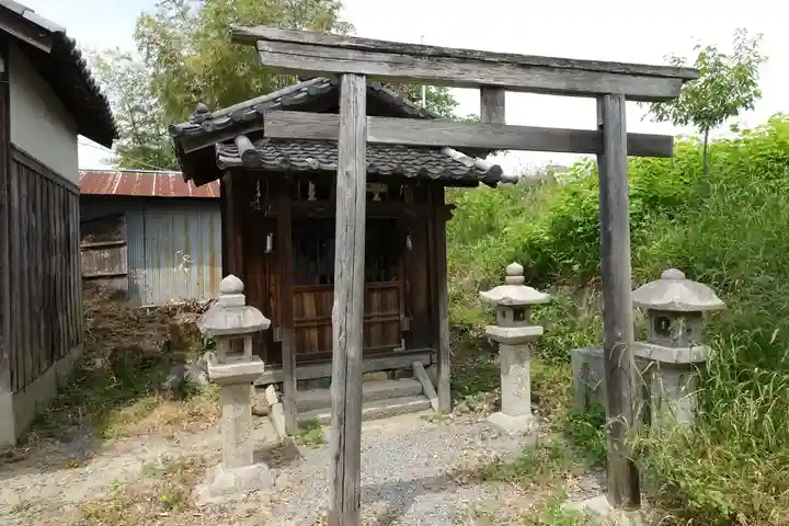 阿久刀神社の末社・摂社