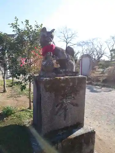 尾曳稲荷神社の狛犬