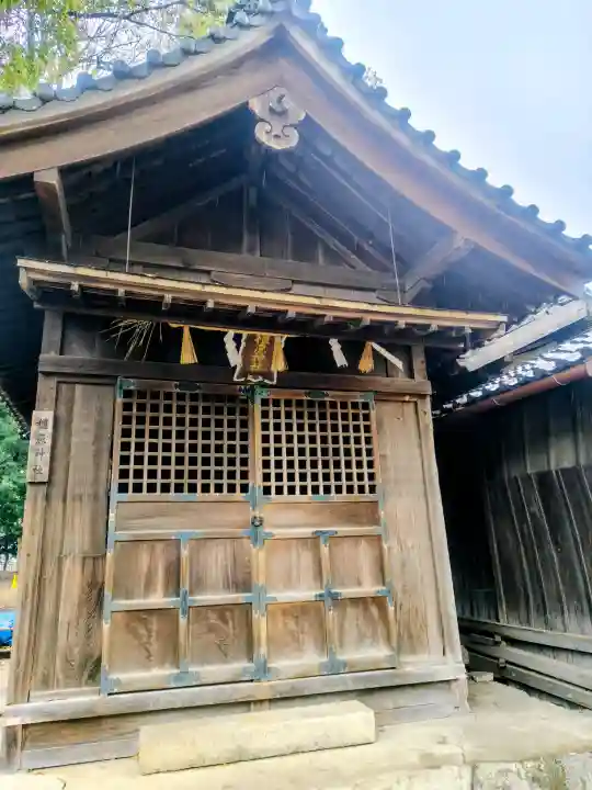 豊川進雄神社の{uncategorized: "未分類", other: "その他", undefined: "問題あり", building: "その他建物", grave: "お墓", sacred_gate: "鳥居", guardian: "狛犬", statue: "像", buddha: "仏像", history: "歴史", nature: "自然", garden: "庭園", animal: "動物", pagoda: "塔", temizu: "手水舎", mountain_gate: "山門・神門", sanctuary: "本殿・本堂", subordinate: "末社・摂社", art: "芸術", scenery: "景色", jizo: "地蔵", ema: "絵馬", goshuin: "御朱印", omikuji: "おみくじ", items: "授与品その他", amulet: "お守り", goshuincho: "御朱印帳", eats: "食事", festival: "お祭り", votive_dance: "神楽", shichigosan: "七五三参", wedding: "結婚式", experience: "体験その他", initially: "初詣", around: "周辺", anti_infection: "感染症対策"}