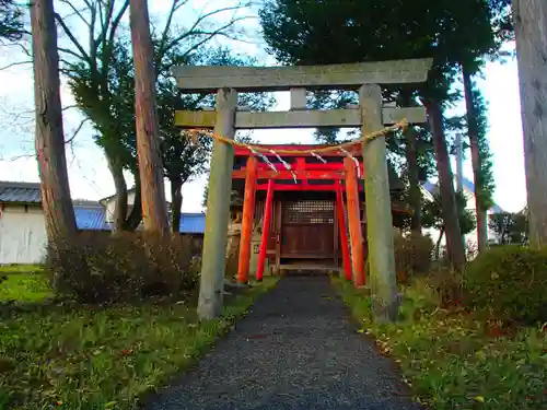 稲荷神社の鳥居