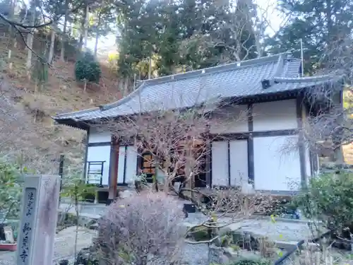 妙見寺の本殿・本堂