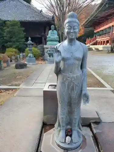 大光院 新田寺の像