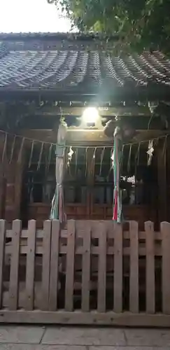 柳原稲荷神社の本殿・本堂