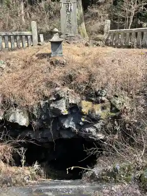 人穴浅間神社(静岡県)