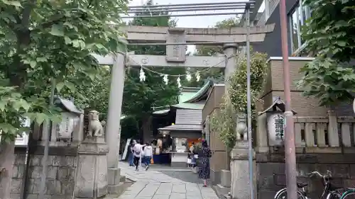小野照崎神社の鳥居