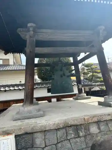 久国寺の{uncategorized: "未分類", other: "その他", undefined: "問題あり", building: "その他建物", grave: "お墓", sacred_gate: "鳥居", guardian: "狛犬", statue: "像", buddha: "仏像", history: "歴史", nature: "自然", garden: "庭園", animal: "動物", pagoda: "塔", temizu: "手水舎", mountain_gate: "山門・神門", sanctuary: "本殿・本堂", subordinate: "末社・摂社", art: "芸術", scenery: "景色", jizo: "地蔵", ema: "絵馬", goshuin: "御朱印", omikuji: "おみくじ", items: "授与品その他", amulet: "お守り", goshuincho: "御朱印帳", eats: "食事", festival: "お祭り", votive_dance: "神楽", shichigosan: "七五三参", wedding: "結婚式", experience: "体験その他", initially: "初詣", around: "周辺", anti_infection: "感染症対策"}