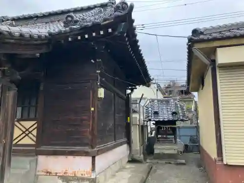 八幡神社の{uncategorized: "未分類", other: "その他", undefined: "問題あり", building: "その他建物", grave: "お墓", sacred_gate: "鳥居", guardian: "狛犬", statue: "像", buddha: "仏像", history: "歴史", nature: "自然", garden: "庭園", animal: "動物", pagoda: "塔", temizu: "手水舎", mountain_gate: "山門・神門", sanctuary: "本殿・本堂", subordinate: "末社・摂社", art: "芸術", scenery: "景色", jizo: "地蔵", ema: "絵馬", goshuin: "御朱印", omikuji: "おみくじ", items: "授与品その他", amulet: "お守り", goshuincho: "御朱印帳", eats: "食事", festival: "お祭り", votive_dance: "神楽", shichigosan: "七五三参", wedding: "結婚式", experience: "体験その他", initially: "初詣", around: "周辺", anti_infection: "感染症対策"}