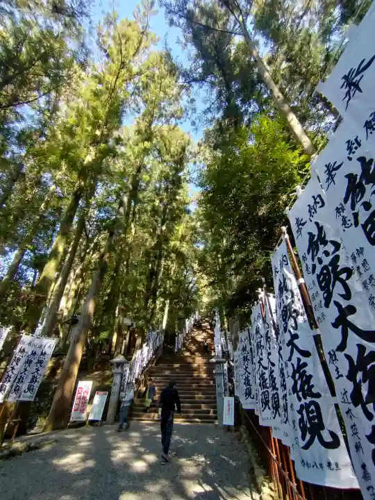 熊野本宮大社の{uncategorized: "未分類", other: "その他", undefined: "問題あり", building: "その他建物", grave: "お墓", sacred_gate: "鳥居", guardian: "狛犬", statue: "像", buddha: "仏像", history: "歴史", nature: "自然", garden: "庭園", animal: "動物", pagoda: "塔", temizu: "手水舎", mountain_gate: "山門・神門", sanctuary: "本殿・本堂", subordinate: "末社・摂社", art: "芸術", scenery: "景色", jizo: "地蔵", ema: "絵馬", goshuin: "御朱印", omikuji: "おみくじ", items: "授与品その他", amulet: "お守り", goshuincho: "御朱印帳", eats: "食事", festival: "お祭り", votive_dance: "神楽", shichigosan: "七五三参", wedding: "結婚式", experience: "体験その他", initially: "初詣", around: "周辺", anti_infection: "感染症対策"}
