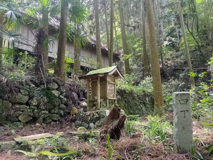 施福寺の{uncategorized: "未分類", other: "その他", undefined: "問題あり", building: "その他建物", grave: "お墓", sacred_gate: "鳥居", guardian: "狛犬", statue: "像", buddha: "仏像", history: "歴史", nature: "自然", garden: "庭園", animal: "動物", pagoda: "塔", temizu: "手水舎", mountain_gate: "山門・神門", sanctuary: "本殿・本堂", subordinate: "末社・摂社", art: "芸術", scenery: "景色", jizo: "地蔵", ema: "絵馬", goshuin: "御朱印", omikuji: "おみくじ", items: "授与品その他", amulet: "お守り", goshuincho: "御朱印帳", eats: "食事", festival: "お祭り", votive_dance: "神楽", shichigosan: "七五三参", wedding: "結婚式", experience: "体験その他", initially: "初詣", around: "周辺", anti_infection: "感染症対策"}