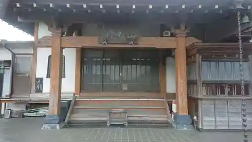 法善寺の本殿・本堂