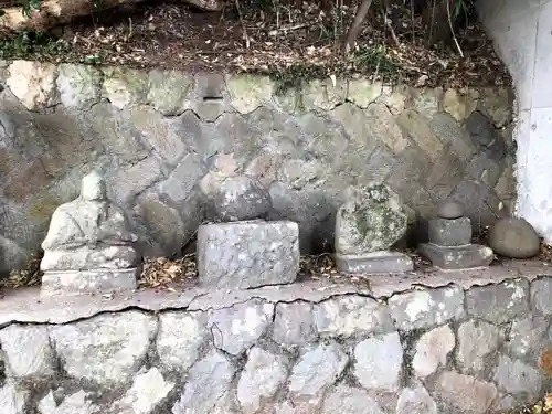 比波預天神社の地蔵