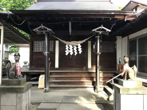 寿稲荷神社の{uncategorized: "未分類", other: "その他", undefined: "問題あり", building: "その他建物", grave: "お墓", sacred_gate: "鳥居", guardian: "狛犬", statue: "像", buddha: "仏像", history: "歴史", nature: "自然", garden: "庭園", animal: "動物", pagoda: "塔", temizu: "手水舎", mountain_gate: "山門・神門", sanctuary: "本殿・本堂", subordinate: "末社・摂社", art: "芸術", scenery: "景色", jizo: "地蔵", ema: "絵馬", goshuin: "御朱印", omikuji: "おみくじ", items: "授与品その他", amulet: "お守り", goshuincho: "御朱印帳", eats: "食事", festival: "お祭り", votive_dance: "神楽", shichigosan: "七五三参", wedding: "結婚式", experience: "体験その他", initially: "初詣", around: "周辺", anti_infection: "感染症対策"}
