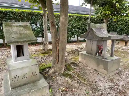 近津神社の末社