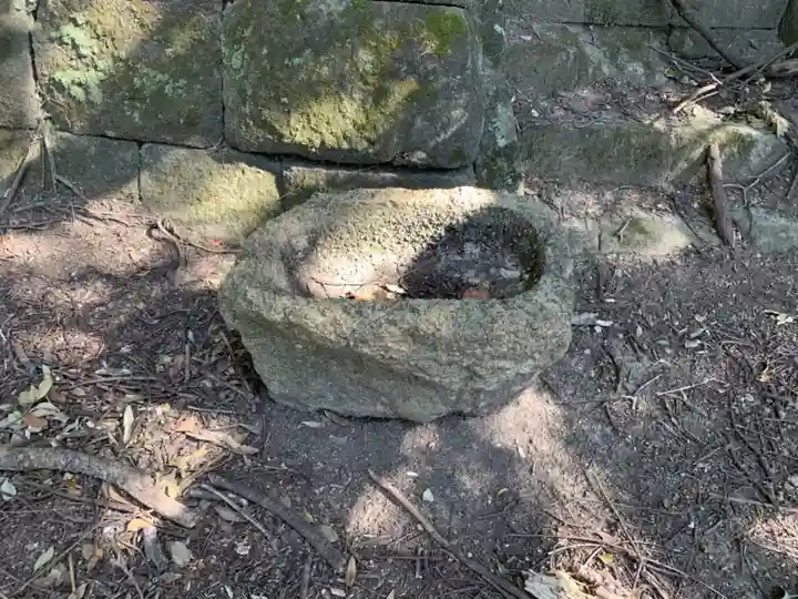 神社(名称不明)の手水舎
