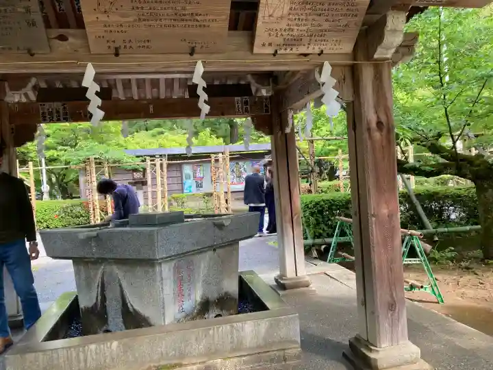 武田神社の{uncategorized: "未分類", other: "その他", undefined: "問題あり", building: "その他建物", grave: "お墓", sacred_gate: "鳥居", guardian: "狛犬", statue: "像", buddha: "仏像", history: "歴史", nature: "自然", garden: "庭園", animal: "動物", pagoda: "塔", temizu: "手水舎", mountain_gate: "山門・神門", sanctuary: "本殿・本堂", subordinate: "末社・摂社", art: "芸術", scenery: "景色", jizo: "地蔵", ema: "絵馬", goshuin: "御朱印", omikuji: "おみくじ", items: "授与品その他", amulet: "お守り", goshuincho: "御朱印帳", eats: "食事", festival: "お祭り", votive_dance: "神楽", shichigosan: "七五三参", wedding: "結婚式", experience: "体験その他", initially: "初詣", around: "周辺", anti_infection: "感染症対策"}