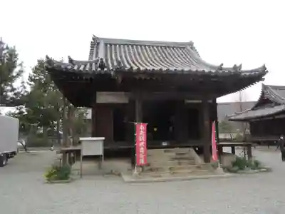 鶴林寺の本殿・本堂