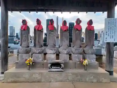 林昌寺の{uncategorized: "未分類", other: "その他", undefined: "問題あり", building: "その他建物", grave: "お墓", sacred_gate: "鳥居", guardian: "狛犬", statue: "像", buddha: "仏像", history: "歴史", nature: "自然", garden: "庭園", animal: "動物", pagoda: "塔", temizu: "手水舎", mountain_gate: "山門・神門", sanctuary: "本殿・本堂", subordinate: "末社・摂社", art: "芸術", scenery: "景色", jizo: "地蔵", ema: "絵馬", goshuin: "御朱印", omikuji: "おみくじ", items: "授与品その他", amulet: "お守り", goshuincho: "御朱印帳", eats: "食事", festival: "お祭り", votive_dance: "神楽", shichigosan: "七五三参", wedding: "結婚式", experience: "体験その他", initially: "初詣", around: "周辺", anti_infection: "感染症対策"}