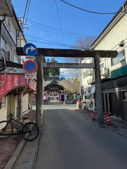 櫻山神社の{uncategorized: "未分類", other: "その他", undefined: "問題あり", building: "その他建物", grave: "お墓", sacred_gate: "鳥居", guardian: "狛犬", statue: "像", buddha: "仏像", history: "歴史", nature: "自然", garden: "庭園", animal: "動物", pagoda: "塔", temizu: "手水舎", mountain_gate: "山門・神門", sanctuary: "本殿・本堂", subordinate: "末社・摂社", art: "芸術", scenery: "景色", jizo: "地蔵", ema: "絵馬", goshuin: "御朱印", omikuji: "おみくじ", items: "授与品その他", amulet: "お守り", goshuincho: "御朱印帳", eats: "食事", festival: "お祭り", votive_dance: "神楽", shichigosan: "七五三参", wedding: "結婚式", experience: "体験その他", initially: "初詣", around: "周辺", anti_infection: "感染症対策"}