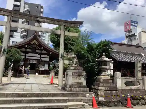 三輪神社の鳥居