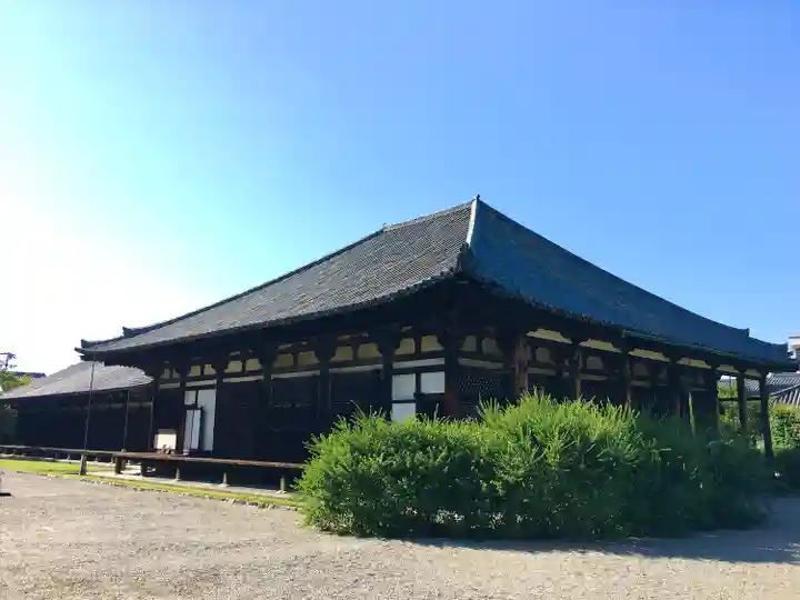 元興寺の本殿・本堂