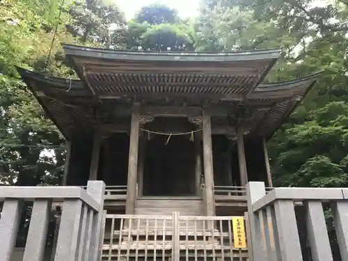 天津神社の本殿