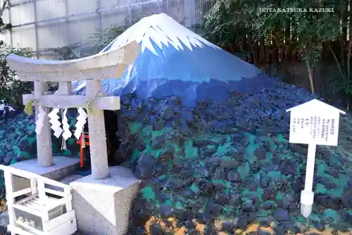 京濱伏見稲荷神社の末社・摂社