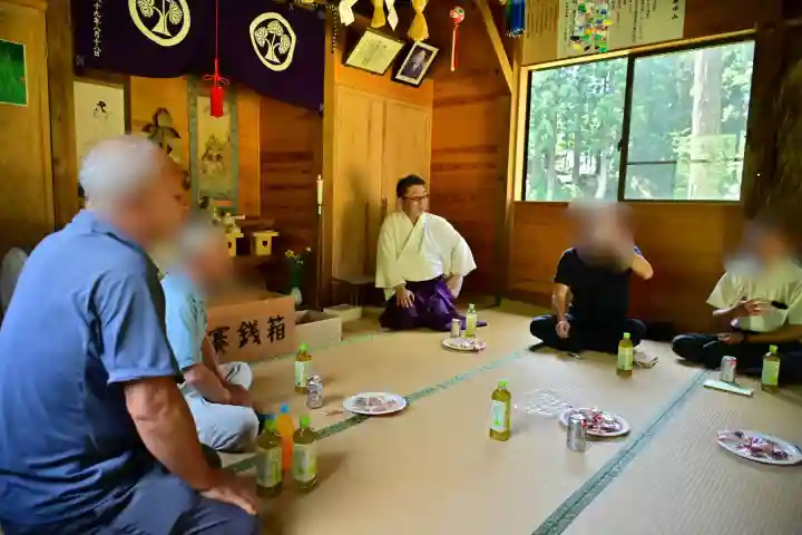 郡殿の池弁財天社(新潟県)