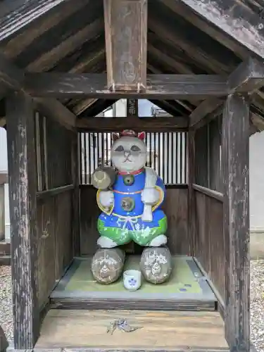 住吉神社の{uncategorized: "未分類", other: "その他", undefined: "問題あり", building: "その他建物", grave: "お墓", sacred_gate: "鳥居", guardian: "狛犬", statue: "像", buddha: "仏像", history: "歴史", nature: "自然", garden: "庭園", animal: "動物", pagoda: "塔", temizu: "手水舎", mountain_gate: "山門・神門", sanctuary: "本殿・本堂", subordinate: "末社・摂社", art: "芸術", scenery: "景色", jizo: "地蔵", ema: "絵馬", goshuin: "御朱印", omikuji: "おみくじ", items: "授与品その他", amulet: "お守り", goshuincho: "御朱印帳", eats: "食事", festival: "お祭り", votive_dance: "神楽", shichigosan: "七五三参", wedding: "結婚式", experience: "体験その他", initially: "初詣", around: "周辺", anti_infection: "感染症対策"}