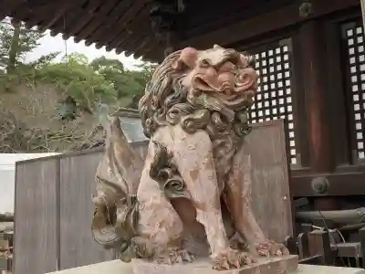 吉備津彦神社の{uncategorized: "未分類", other: "その他", undefined: "問題あり", building: "その他建物", grave: "お墓", sacred_gate: "鳥居", guardian: "狛犬", statue: "像", buddha: "仏像", history: "歴史", nature: "自然", garden: "庭園", animal: "動物", pagoda: "塔", temizu: "手水舎", mountain_gate: "山門・神門", sanctuary: "本殿・本堂", subordinate: "末社・摂社", art: "芸術", scenery: "景色", jizo: "地蔵", ema: "絵馬", goshuin: "御朱印", omikuji: "おみくじ", items: "授与品その他", amulet: "お守り", goshuincho: "御朱印帳", eats: "食事", festival: "お祭り", votive_dance: "神楽", shichigosan: "七五三参", wedding: "結婚式", experience: "体験その他", initially: "初詣", around: "周辺", anti_infection: "感染症対策"}