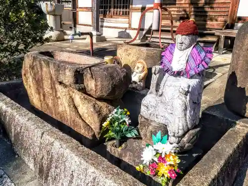 地蔵院の手水舎