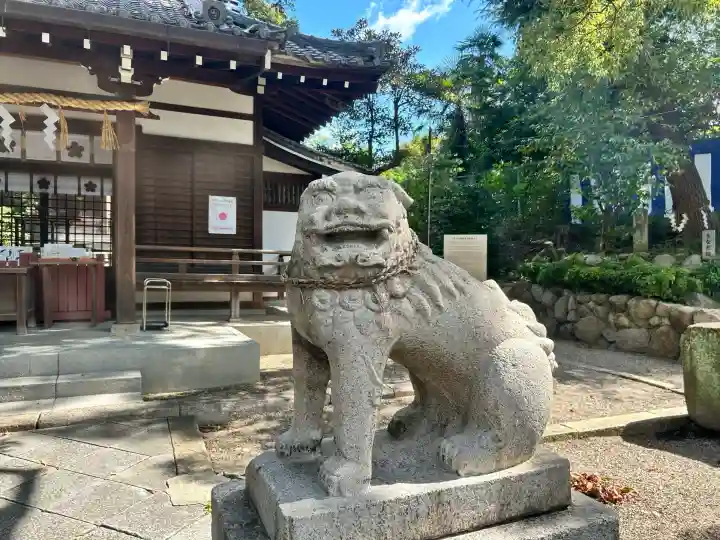 安居神社の狛犬