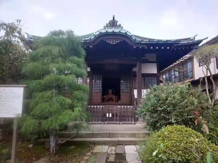 収玄寺の本殿・本堂