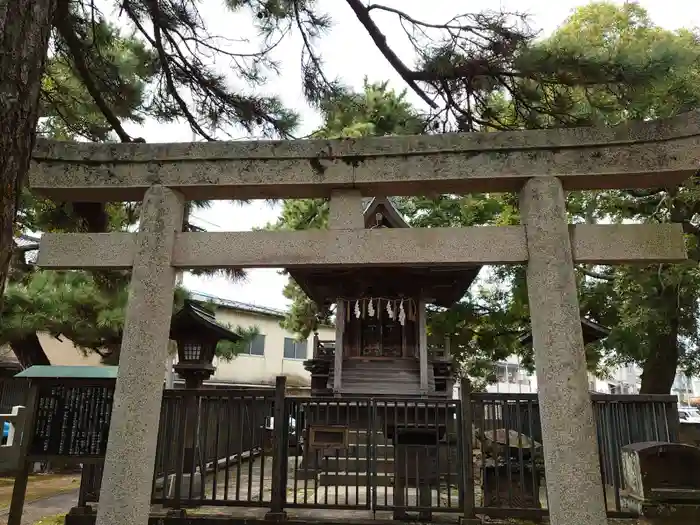 白潟天満宮の鳥居