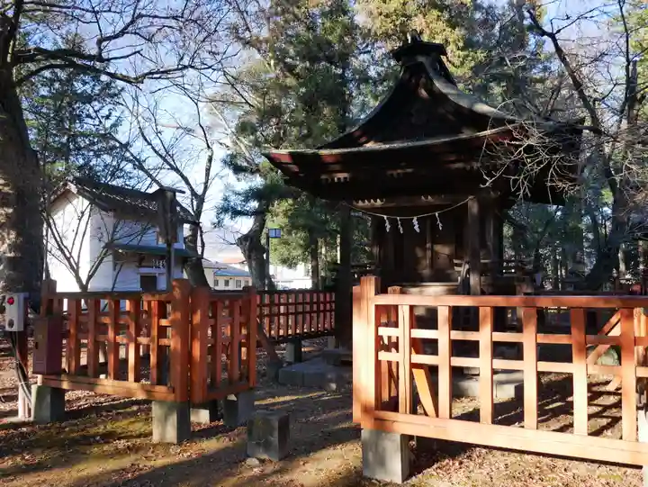 大井俣窪八幡神社の末社・摂社
