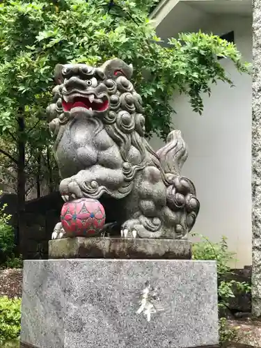 師岡熊野神社の狛犬