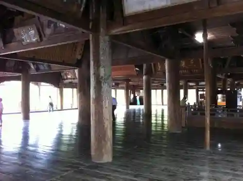 厳島神社の本殿・本堂