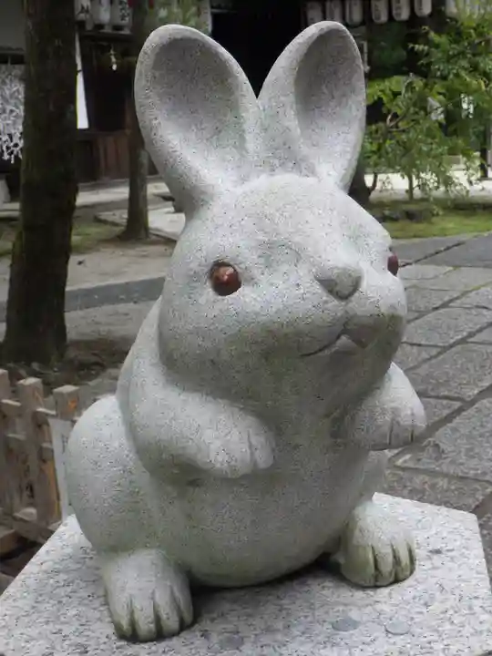 岡崎神社の狛犬