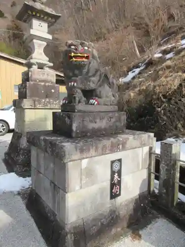 中之嶽神社の狛犬