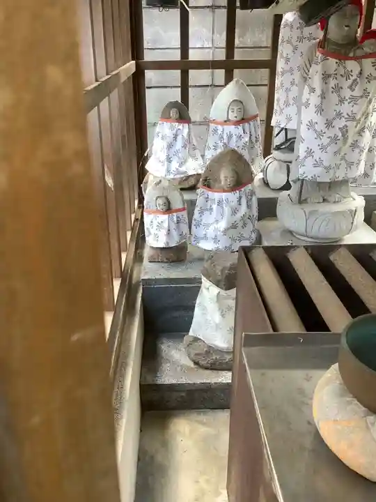 八王子社の地蔵