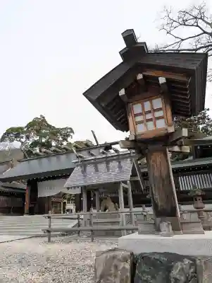 丹後一ノ宮 元伊勢 籠神社の{uncategorized: "未分類", other: "その他", undefined: "問題あり", building: "その他建物", grave: "お墓", sacred_gate: "鳥居", guardian: "狛犬", statue: "像", buddha: "仏像", history: "歴史", nature: "自然", garden: "庭園", animal: "動物", pagoda: "塔", temizu: "手水舎", mountain_gate: "山門・神門", sanctuary: "本殿・本堂", subordinate: "末社・摂社", art: "芸術", scenery: "景色", jizo: "地蔵", ema: "絵馬", goshuin: "御朱印", omikuji: "おみくじ", items: "授与品その他", amulet: "お守り", goshuincho: "御朱印帳", eats: "食事", festival: "お祭り", votive_dance: "神楽", shichigosan: "七五三参", wedding: "結婚式", experience: "体験その他", initially: "初詣", around: "周辺", anti_infection: "感染症対策"}