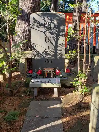 東伏見稲荷神社の末社・摂社