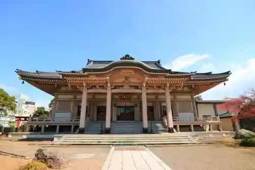 孝勝寺の本殿・本堂
