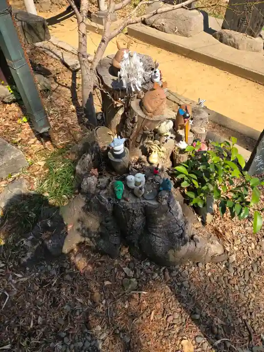 冨士浅間神社の{uncategorized: "未分類", other: "その他", undefined: "問題あり", building: "その他建物", grave: "お墓", sacred_gate: "鳥居", guardian: "狛犬", statue: "像", buddha: "仏像", history: "歴史", nature: "自然", garden: "庭園", animal: "動物", pagoda: "塔", temizu: "手水舎", mountain_gate: "山門・神門", sanctuary: "本殿・本堂", subordinate: "末社・摂社", art: "芸術", scenery: "景色", jizo: "地蔵", ema: "絵馬", goshuin: "御朱印", omikuji: "おみくじ", items: "授与品その他", amulet: "お守り", goshuincho: "御朱印帳", eats: "食事", festival: "お祭り", votive_dance: "神楽", shichigosan: "七五三参", wedding: "結婚式", experience: "体験その他", initially: "初詣", around: "周辺", anti_infection: "感染症対策"}