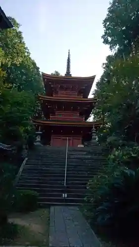 長命寺の塔