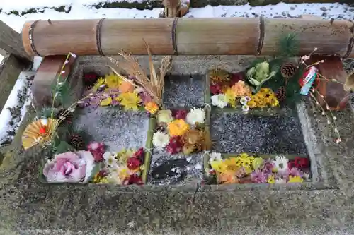 三春大神宮の手水