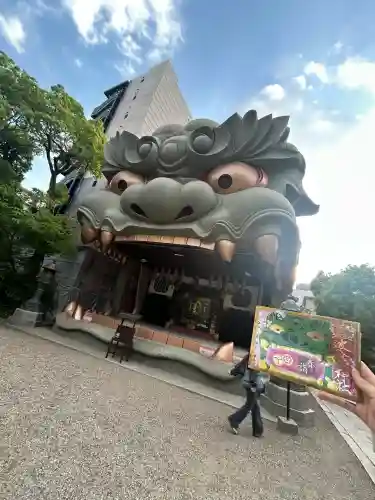 難波八阪神社の{uncategorized: "未分類", other: "その他", undefined: "問題あり", building: "その他建物", grave: "お墓", sacred_gate: "鳥居", guardian: "狛犬", statue: "像", buddha: "仏像", history: "歴史", nature: "自然", garden: "庭園", animal: "動物", pagoda: "塔", temizu: "手水舎", mountain_gate: "山門・神門", sanctuary: "本殿・本堂", subordinate: "末社・摂社", art: "芸術", scenery: "景色", jizo: "地蔵", ema: "絵馬", goshuin: "御朱印", omikuji: "おみくじ", items: "授与品その他", amulet: "お守り", goshuincho: "御朱印帳", eats: "食事", festival: "お祭り", votive_dance: "神楽", shichigosan: "七五三参", wedding: "結婚式", experience: "体験その他", initially: "初詣", around: "周辺", anti_infection: "感染症対策"}
