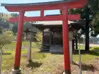 瀧脇神社の{uncategorized: "未分類", other: "その他", undefined: "問題あり", building: "その他建物", grave: "お墓", sacred_gate: "鳥居", guardian: "狛犬", statue: "像", buddha: "仏像", history: "歴史", nature: "自然", garden: "庭園", animal: "動物", pagoda: "塔", temizu: "手水舎", mountain_gate: "山門・神門", sanctuary: "本殿・本堂", subordinate: "末社・摂社", art: "芸術", scenery: "景色", jizo: "地蔵", ema: "絵馬", goshuin: "御朱印", omikuji: "おみくじ", items: "授与品その他", amulet: "お守り", goshuincho: "御朱印帳", eats: "食事", festival: "お祭り", votive_dance: "神楽", shichigosan: "七五三参", wedding: "結婚式", experience: "体験その他", initially: "初詣", around: "周辺", anti_infection: "感染症対策"}